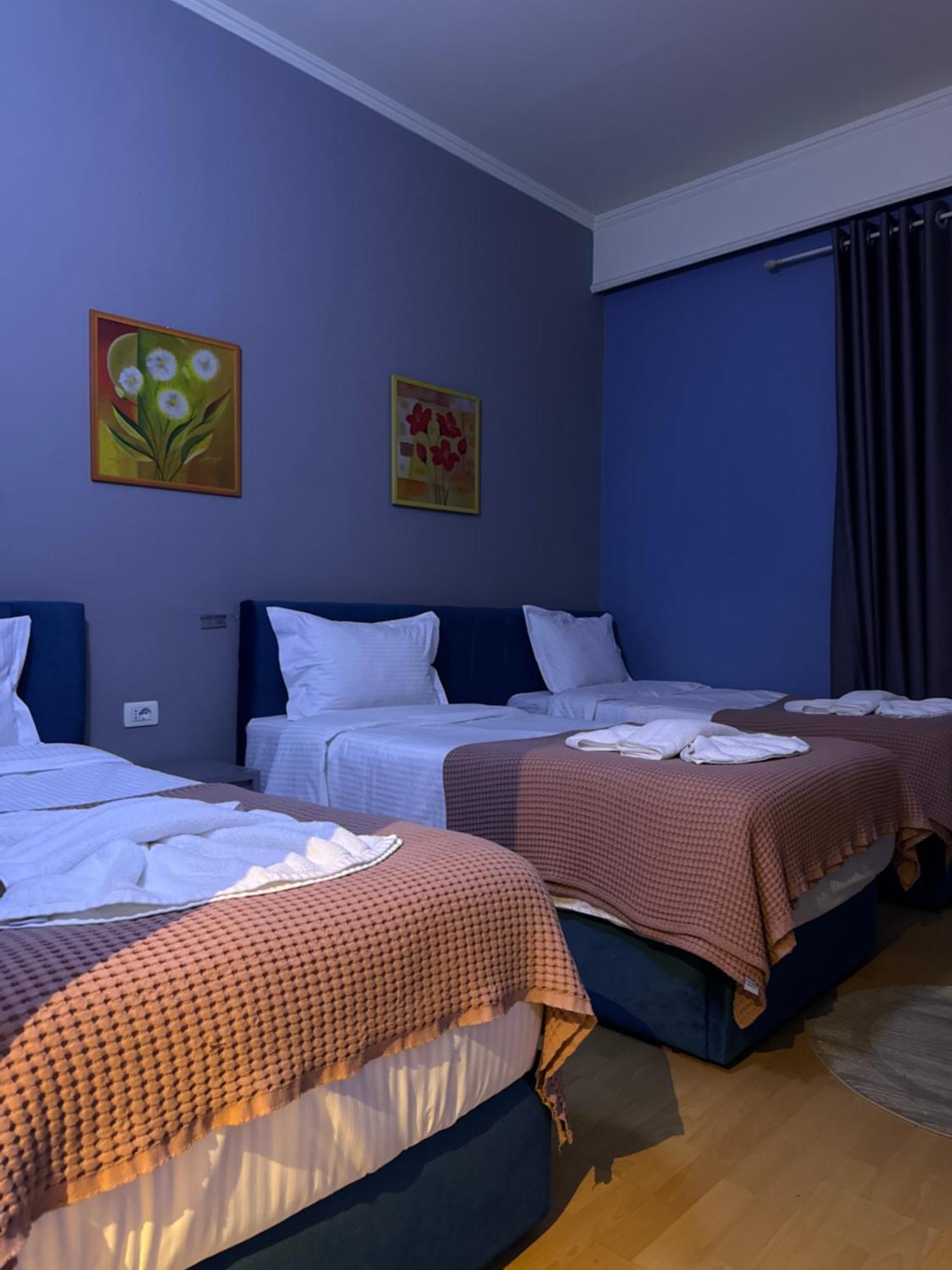Hotel Tirona Tirana Exterior foto